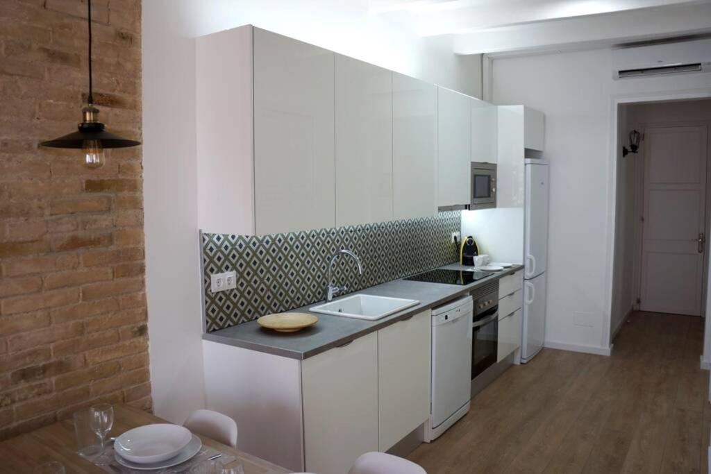 Barcelona Industrial Style Apartment L'Hospitalet de Llobregat Dış mekan fotoğraf